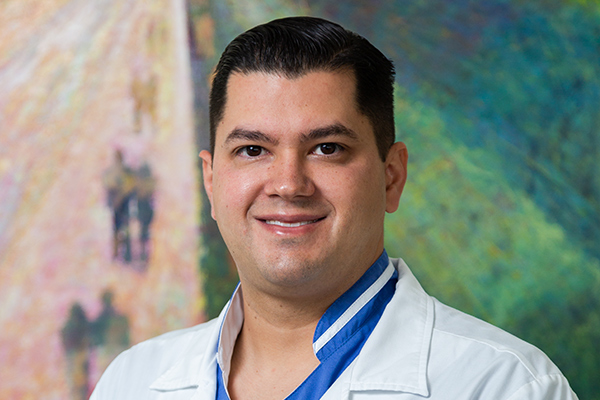 Dr. Jonathan Valenzuela
